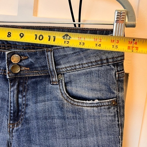 Kut From The Kloth Jeans Womens Distressed Cameron Straight Leg 31 X 28 No Tags - Picture 5 of 10